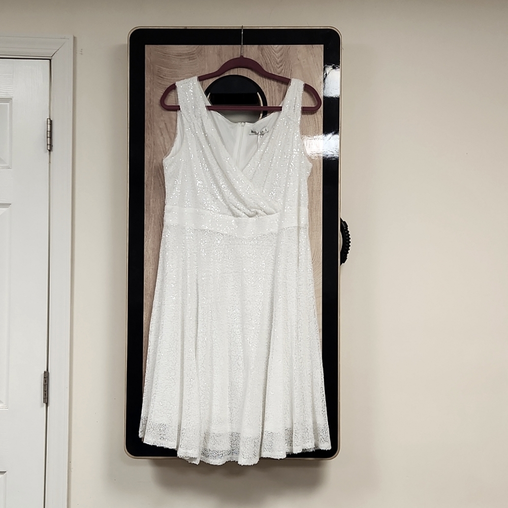 Sequence white dress Grace karin Brand new with tags